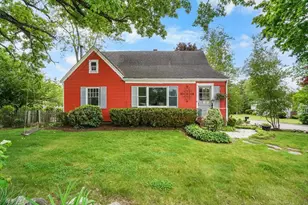 207 Topsfield Rd, Wenham, MA 01984 - Photo 1