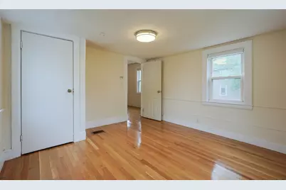 16 Beacon Place #16, Melrose, MA 02176 - Photo 10