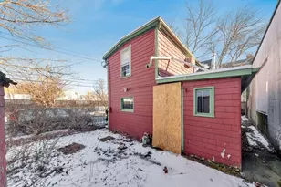 54 Bellis Cir, Cambridge, MA 02140 - Photo 4