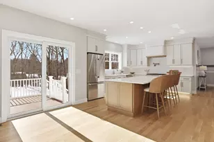 1 Delisio Dr, Andover, MA 01810 - Photo 10