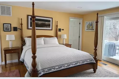 65 Rockland St, Dartmouth, MA 02748 - Photo 12