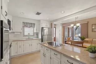 35 Longfellow Rd, Reading, MA 01867 - Photo 14