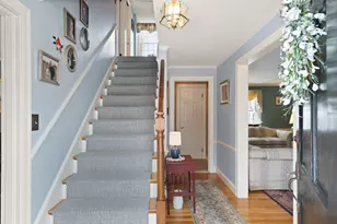 35 Longfellow Rd, Reading, MA 01867 - Photo 4