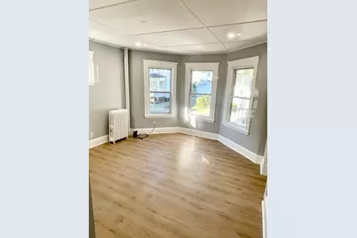 38 Oneida St. #2, Lynn, MA 01902 - Photo 4