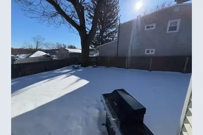 11 Rolf Ave, Chicopee, MA 01020 - Photo 20