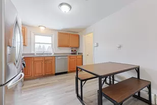 338 Mendon Rd, Attleboro, MA 02703 - Photo 16