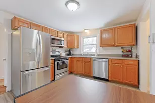 338 Mendon Rd, Attleboro, MA 02703 - Photo 14