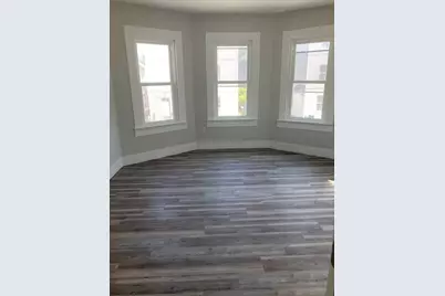 86 Beetle St #2F, New Bedford, MA 02724 - Photo 2