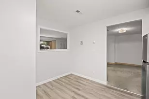 221 Oak St, Brockton, MA 02301 - Photo 8