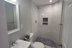 9 Oxford St, Lynn, MA 01901 - Photo 6