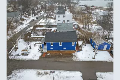 11 Cleaves St, Quincy, MA 02171 - Photo 16