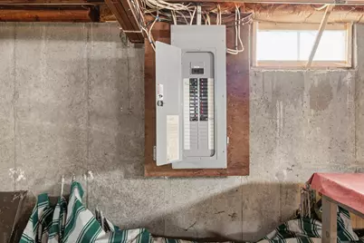 30 Nashua St, New Bedford, MA 02740 - Photo 24