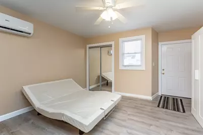 521 Kempton St, New Bedford, MA 02740 - Photo 8