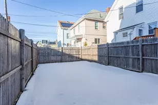 521 Kempton St, New Bedford, MA 02740 - Photo 18
