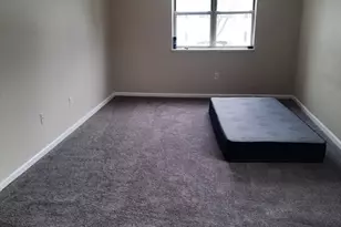 10 Longworth Ave, Brockton, MA 02301 - Photo 4