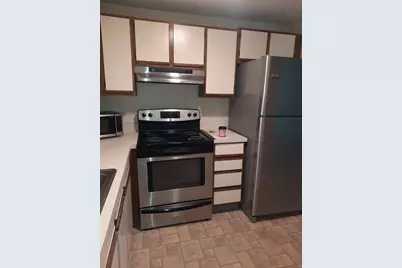 10 Longworth Ave #10, Brockton, MA 02301 - Photo 2