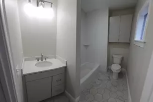 322 Brownell St, Fall River, MA 02720 - Photo 2