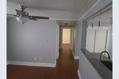 531 Berkshire Ave #2, Springfield, MA 01109 - Photo 2