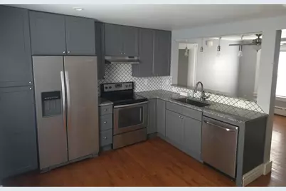 531 Berkshire Ave #2, Springfield, MA 01109 - Photo 1