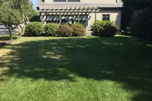 1044 Victoria, New Bedford, MA 02745 - Photo 18