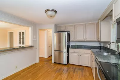 15 Charles St, Natick, MA 01760 - Photo 6