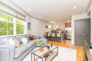 142 Willard, Quincy, MA 02169 - Photo 2