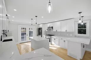 442 High St, Dedham, MA 02026 - Photo 2