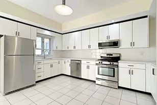 47 Eddy St, Newton, MA 02465 - Photo 2