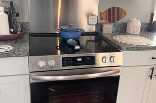 7 Leighton Ct, Gloucester, MA 01930 - Photo 4