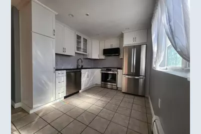 75 Edgelawn Drive #1, North Andover, MA 01845 - Photo 2