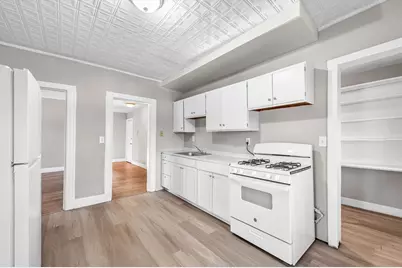 92 Woodside Terrace #3R, Springfield, MA 01108 - Photo 2