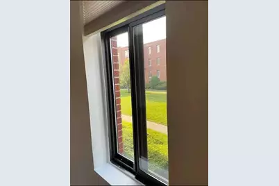 8 Ashland St #1L, Worcester, MA 01609 - Photo 1