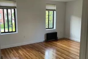 8 Ashland St, Worcester, MA 01609 - Photo 6