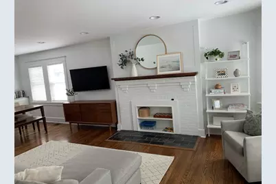 55 Eliot Cres #1, Brookline, MA 02467 - Photo 2