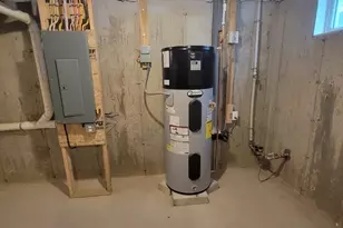 63 Arlington St, Brockton, MA 02301 - Photo 38