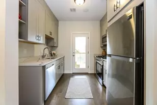 45 Clement Ave, Boston, MA 02132 - Photo 10