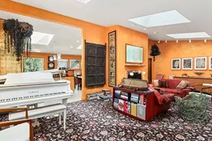 38 Cumberland Ave, Brookline, MA 02445 - Photo 8