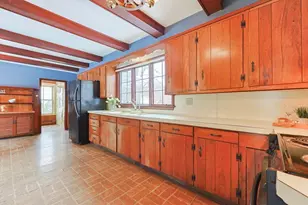 218 High St, North Attleboro, MA 02760 - Photo 8