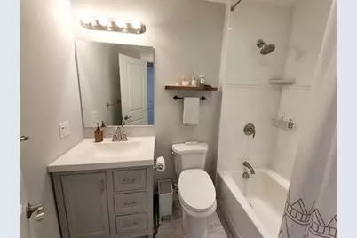 16 Common St #5, Waltham, MA 02451 - Photo 10