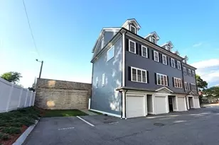 16 Common St, Waltham, MA 02451 - Photo 1