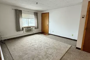 12A Hammond St, Waltham, MA 02451 - Photo 2