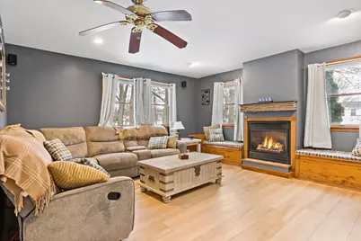 702 Arcade Avenue, Seekonk, MA 02771 - Photo 8