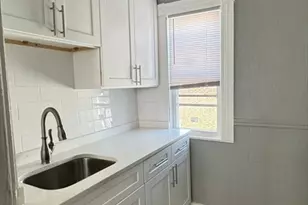 167 Walnut, Chelsea, MA 02150 - Photo 2