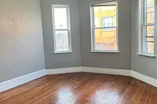 167 Walnut, Chelsea, MA 02150 - Photo 4