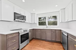 38 Siasconset Dr, Bourne, MA 02562 - Photo 10