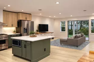 70 Laurel Ln, Lunenburg, MA 01462 - Photo 2