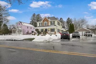 90 Elm St, Swansea, MA 02777 - Photo 2