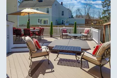 90 Elm St, Swansea, MA 02777 - Photo 28