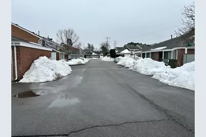 85 Rosewood Drive #28-1, Stoughton, MA 02072 - Photo 4