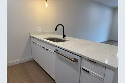 100 Lincoln #307, Boston, MA 02135 - Photo 6